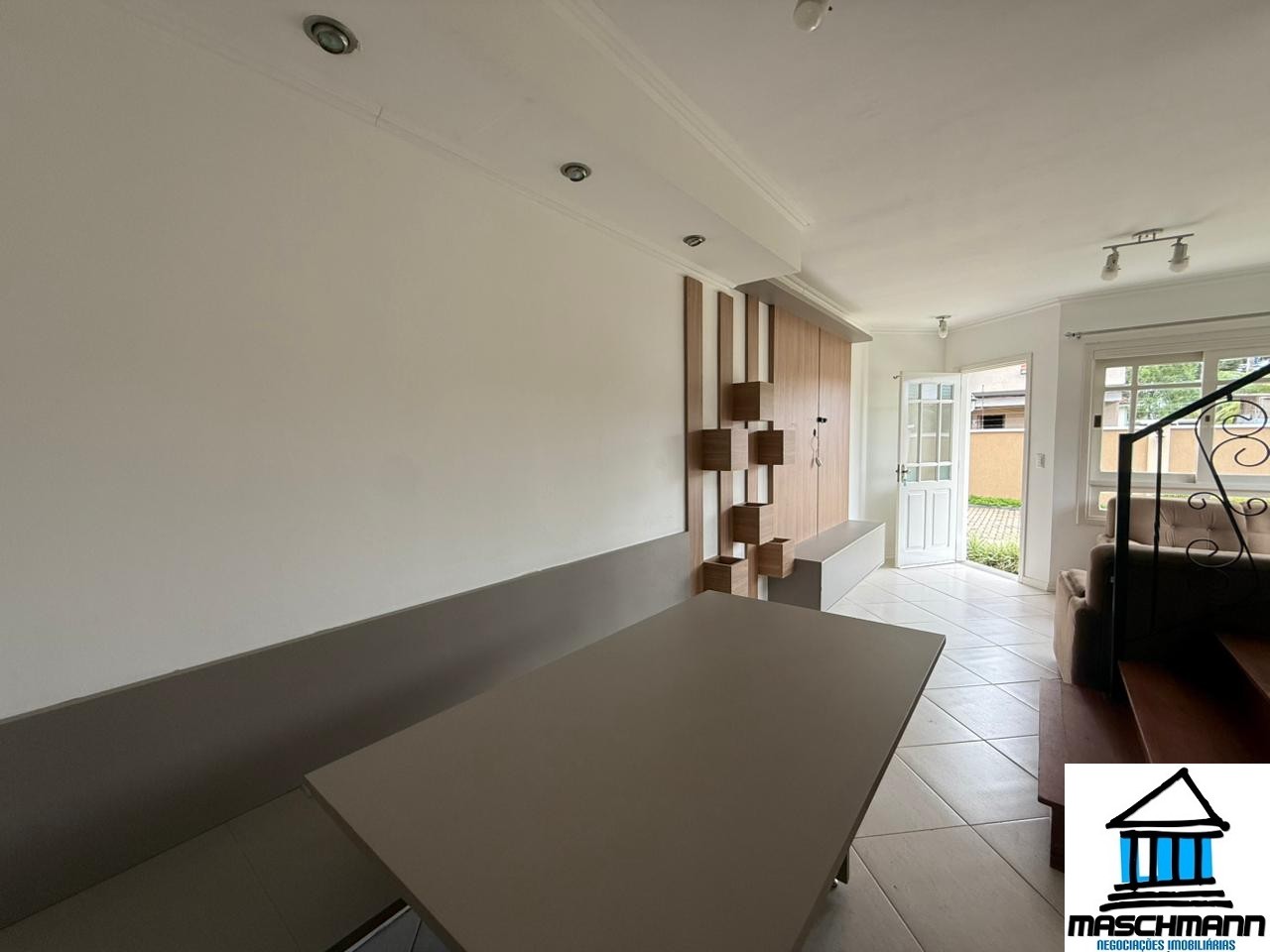 Casa de 2 auartos mobiliada no bairro Vila Luíza Canela