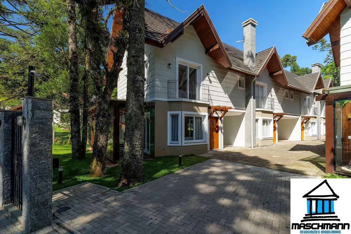 Casa 3 suítes para Venda no bairro Suzana em Canela