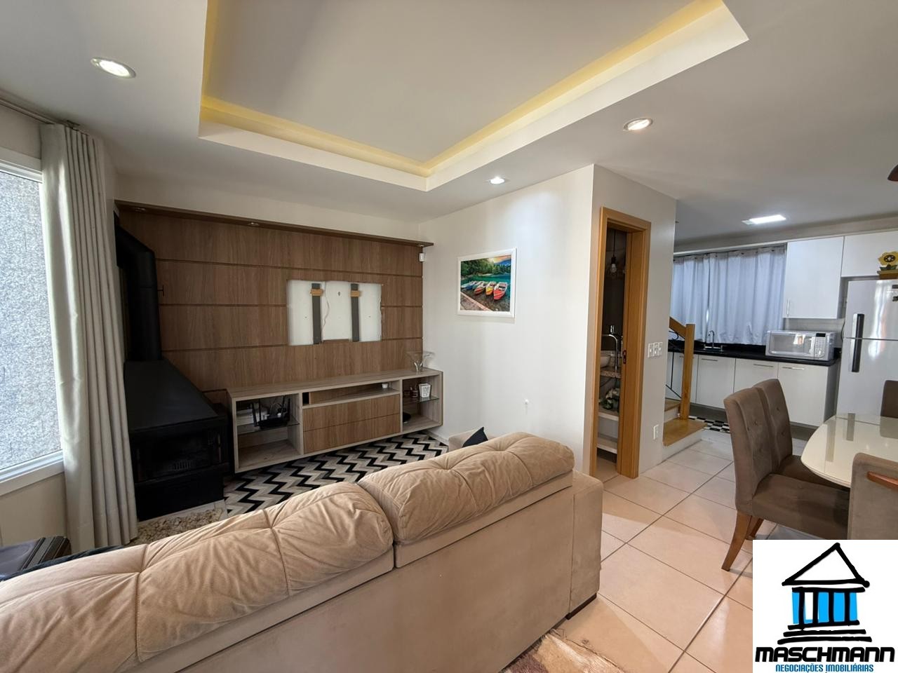 Casa 3 suítes para Venda no bairro Suzana em Canela