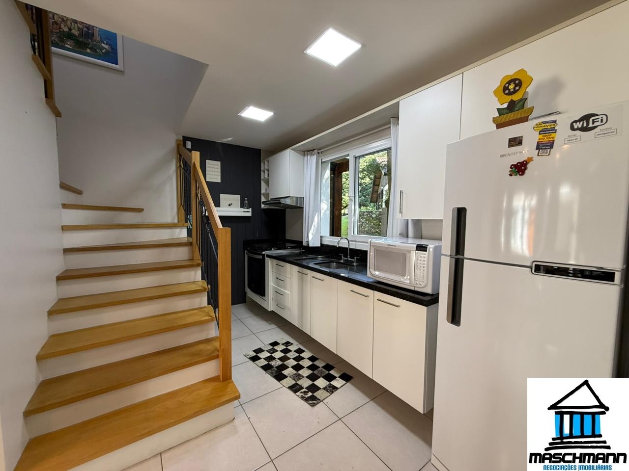 Casa 3 suítes para Venda no bairro Suzana em Canela