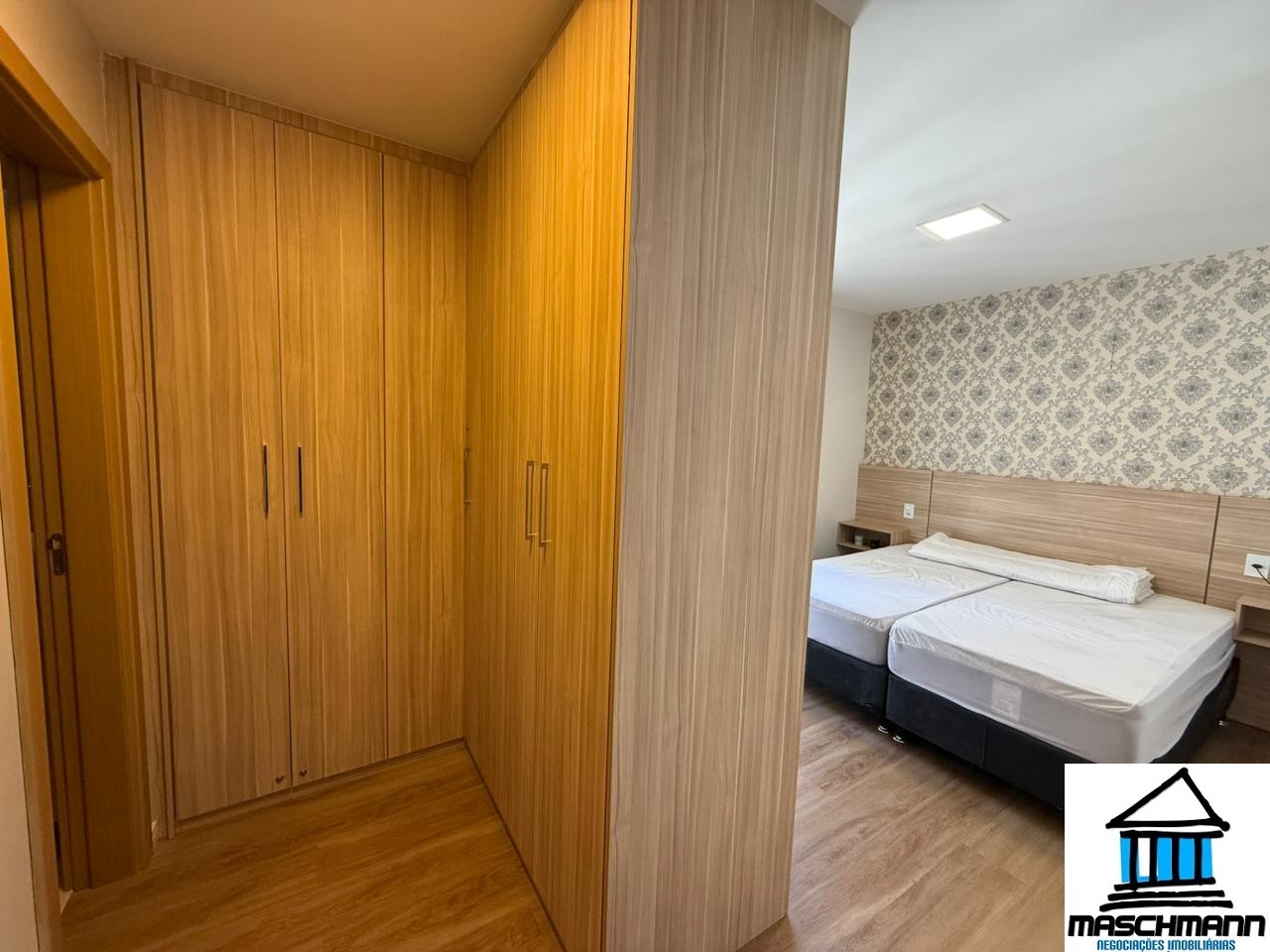 Casa 3 suítes para Venda no bairro Suzana em Canela