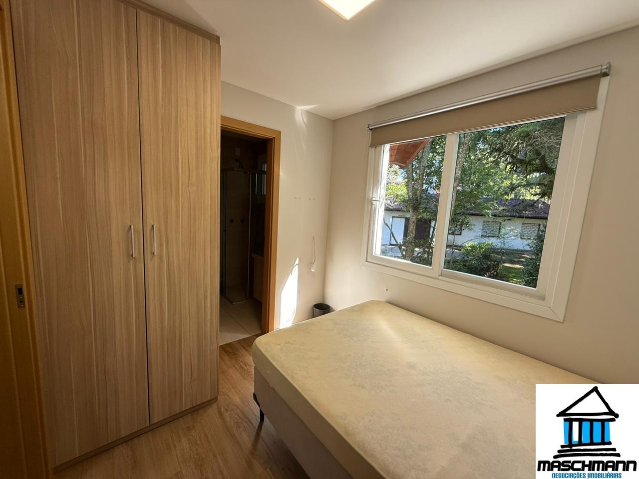 Casa 3 suítes para Venda no bairro Suzana em Canela