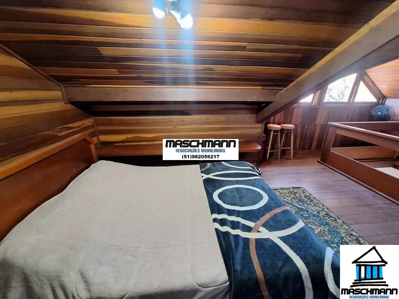 Apartamento Duplex de 2 dormitóiros mobiliado no bairro Planalto Gramado