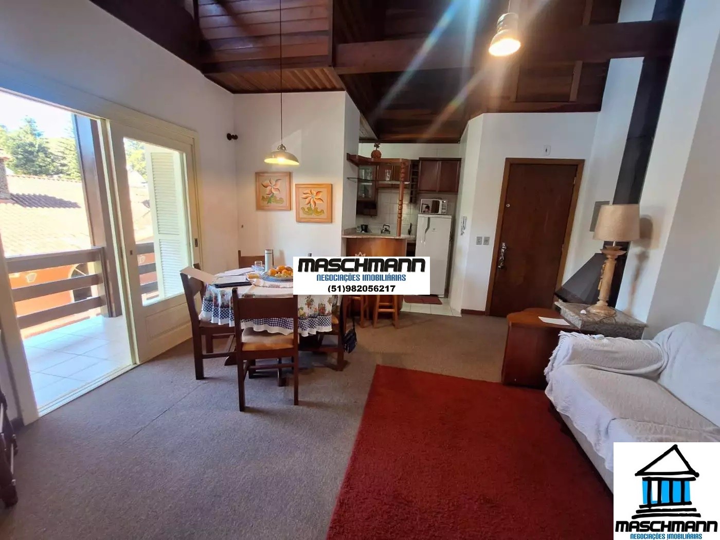 Apartamento Duplex de 2 dormitóiros mobiliado no bairro Planalto Gramado