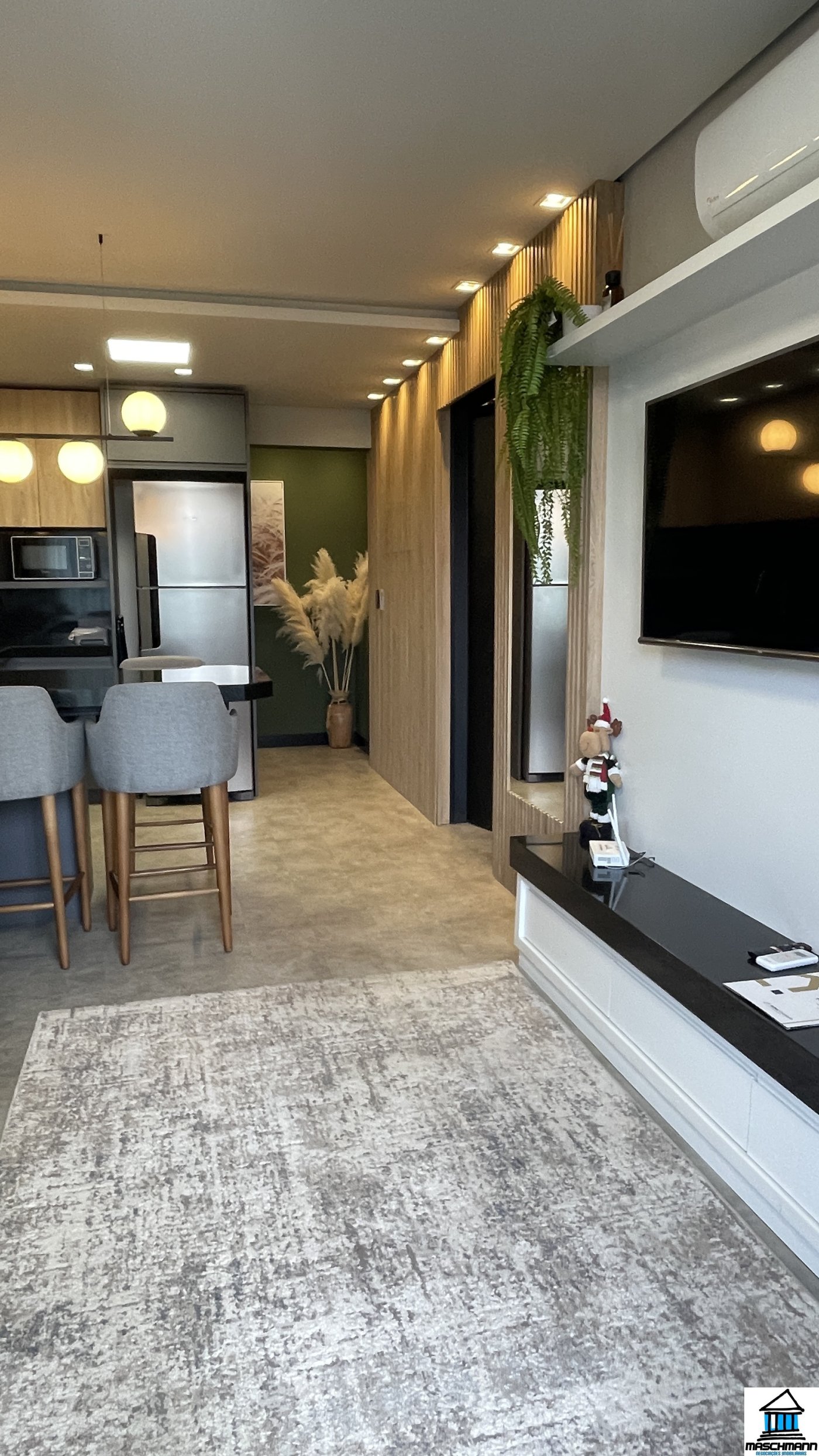 Apartamento 1 Dormitório de alto padrão mobiliado com terraço privativo e piscina, Canela-RS