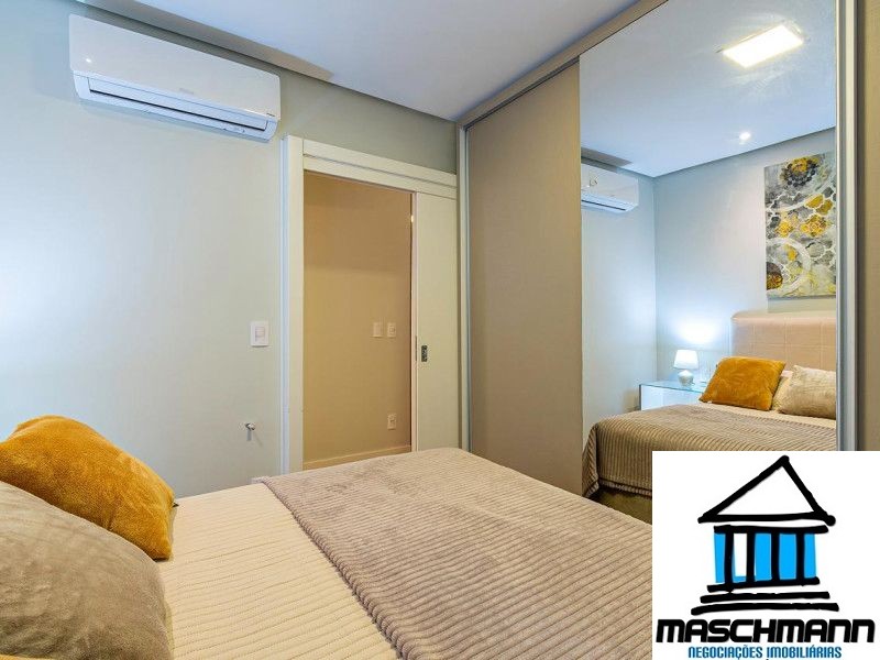 Apartamento mobiliado a 400 metros de rua coberta de Gramado