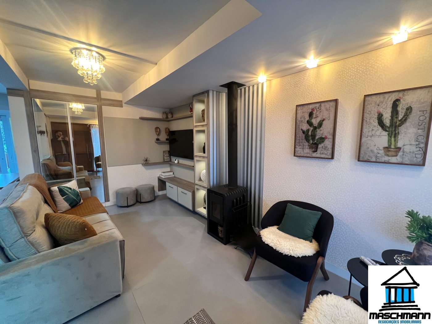 Casa 3 suítes mobiliada para Venda no melhor bairro da Cidade de Canela/RS