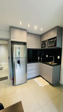 Apartamento 1 suíte no Aire Gramado – mobiliado e pronto para locação por temporada (R$ 550.000)