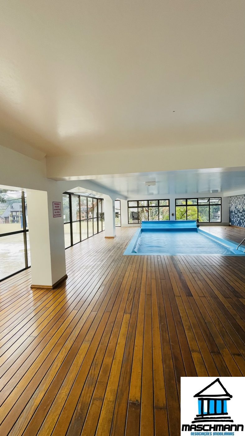 Apartamento mobiliado de 1 dormitórios, 1 vaga, no coração de Gramado