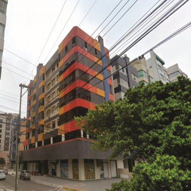 Apartamento de 3 quartos com suíte em Capão da Canoa, apenas 350 metros do mar.