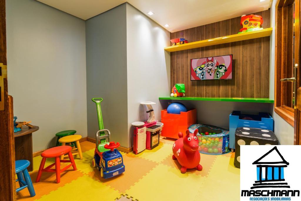 Flat, apartamento à venda mobiliado e um dos mais nobres hotéis de Gramado, RS
