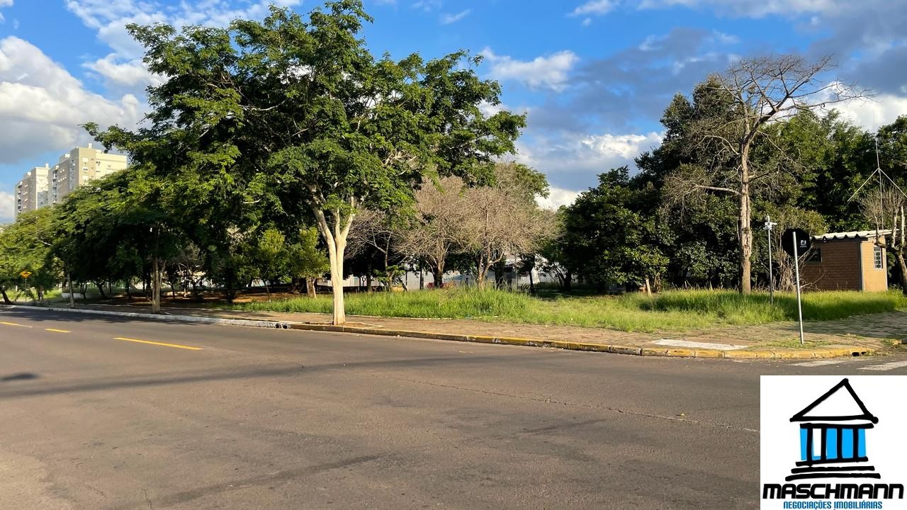 Mararvilhoso sobrado de 3 dormitórios com suíte semi mobiliado próximo ao Carrfour de Canoas